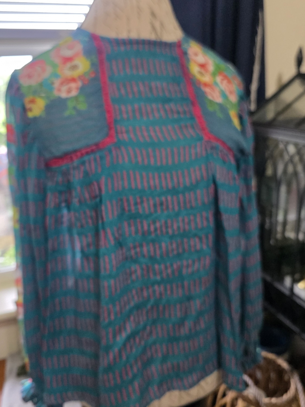 Anthropologie Bla^nk London Teal and Pink Velvet Detail Flowy Top